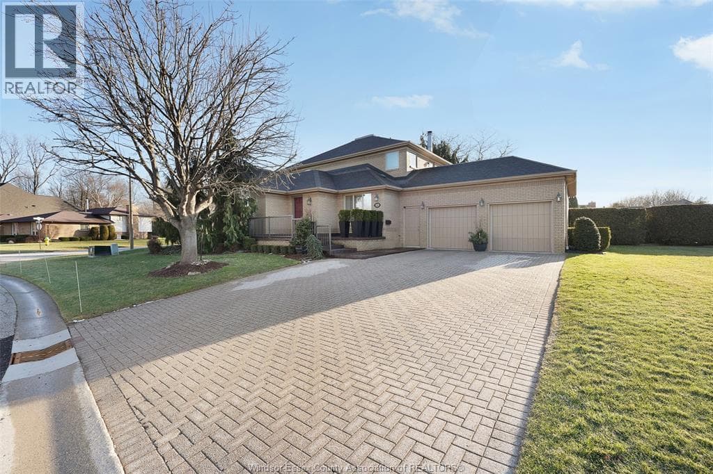 3035 ROWLEY PARK DRIVE in