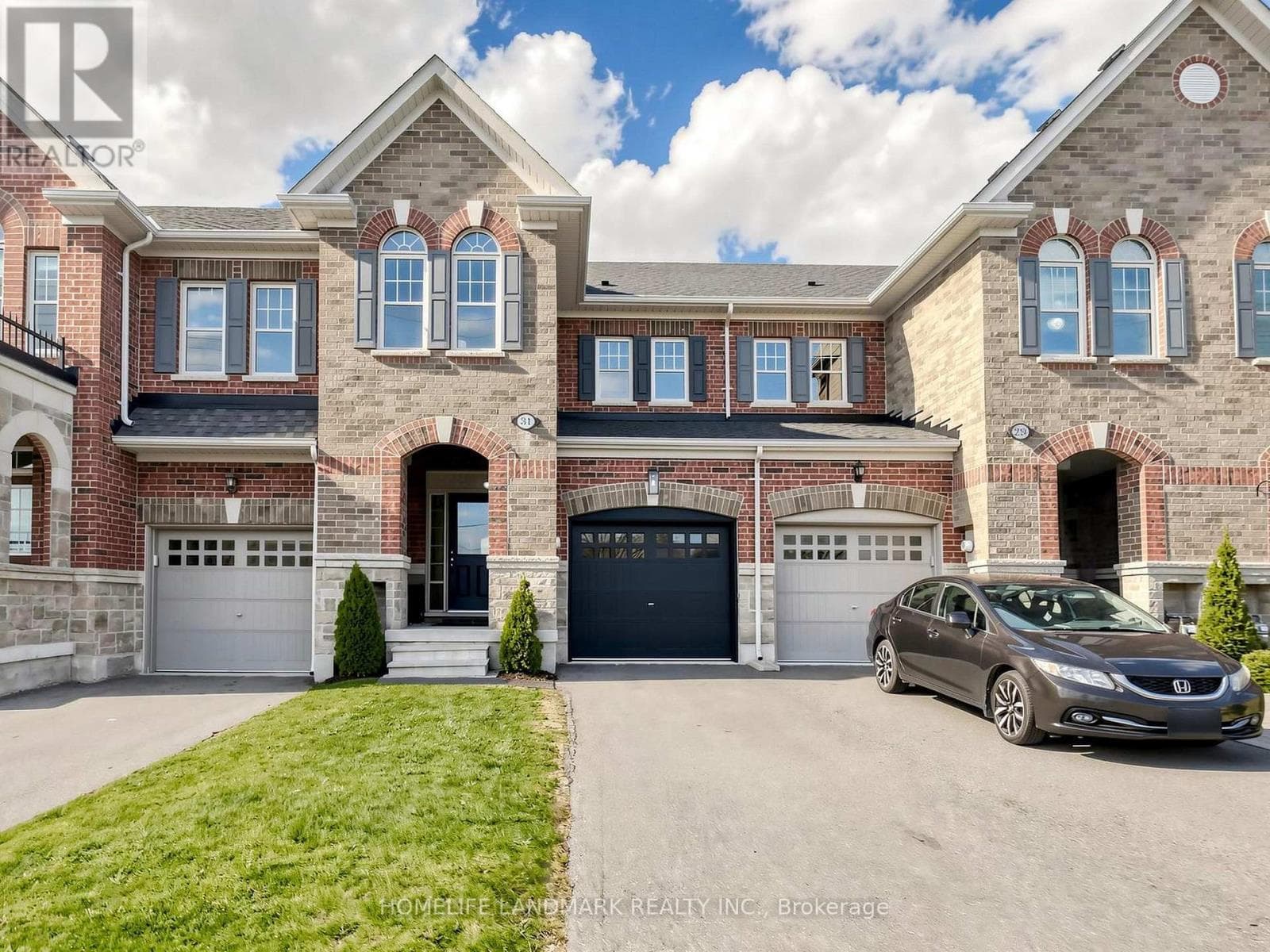 31 TRUE BLUE CRESCENT in