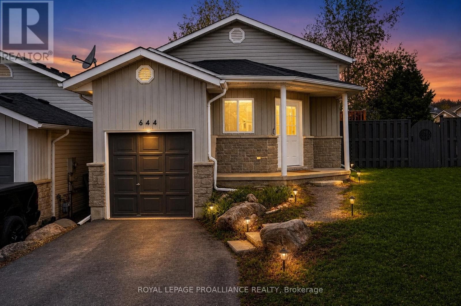 644 TRAILVIEW DRIVE in South East