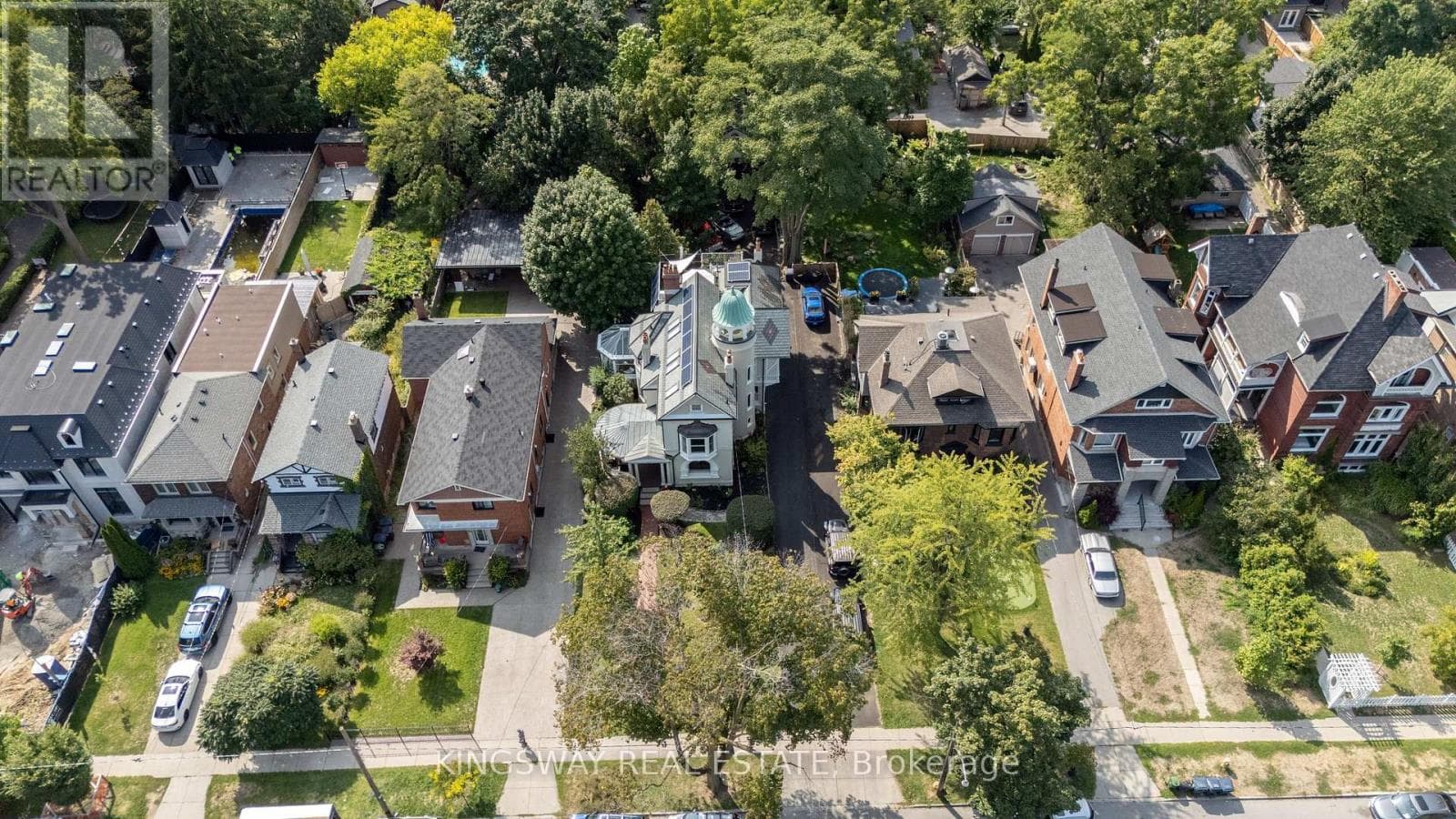 166 HIGH PARK AVENUE in High Park North