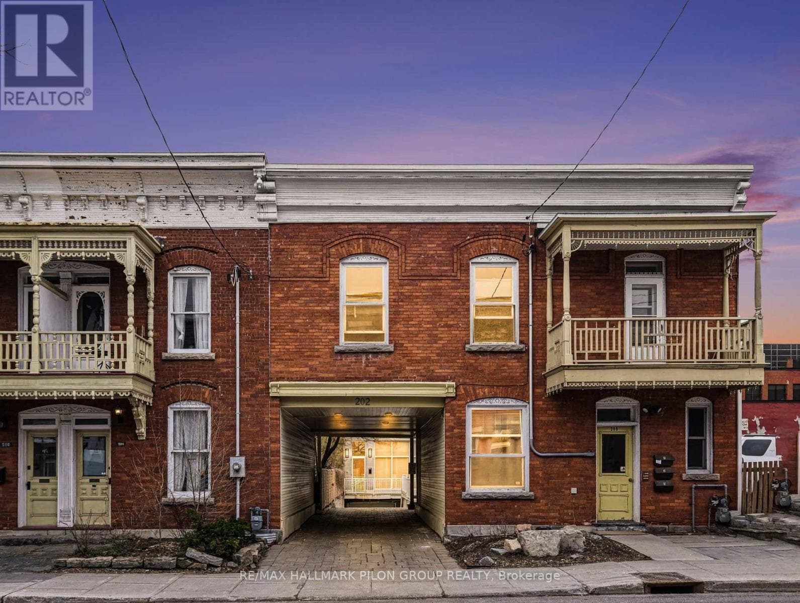 29 - 202 ST. PATRICK STREET in LOWERTOWN WEST