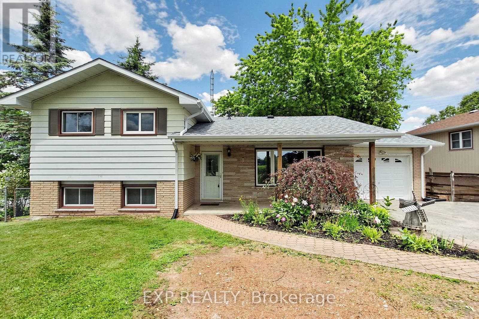 10384 RAVENSHOE ROAD in Pefferlaw