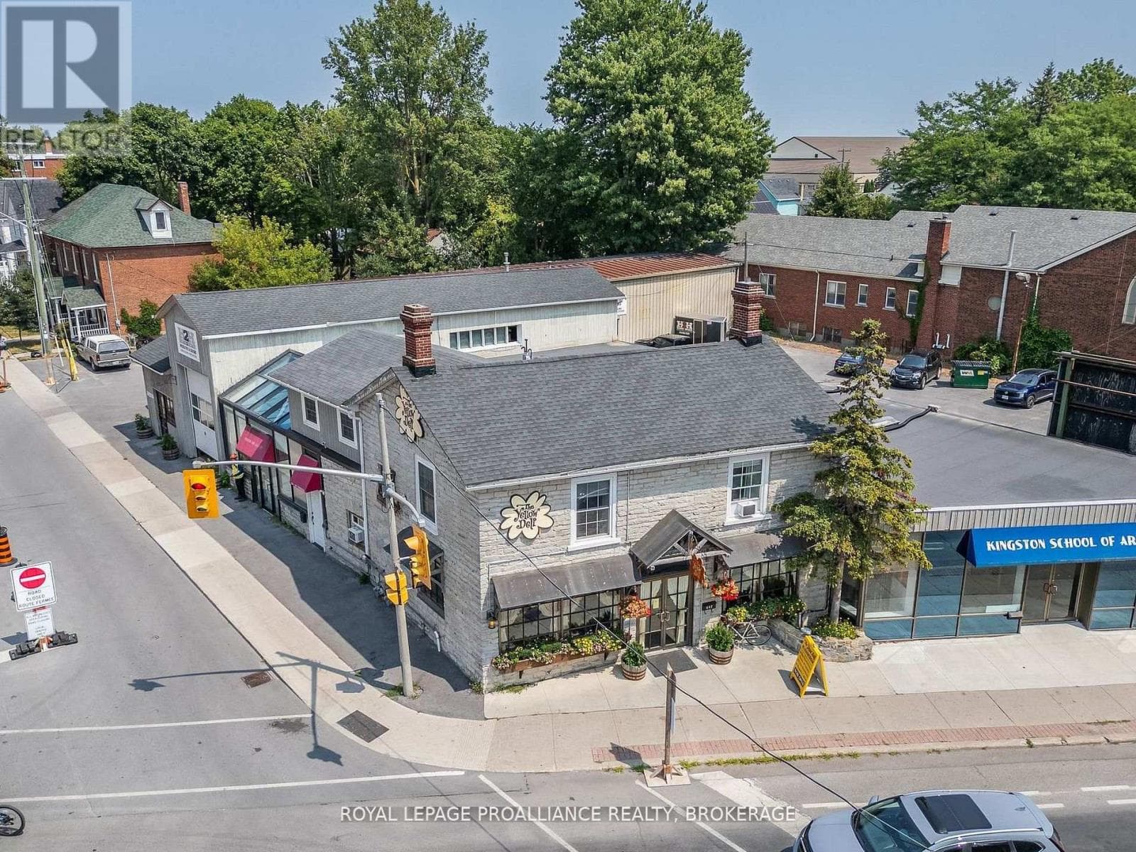 647 PRINCESS STREET in Williamsville