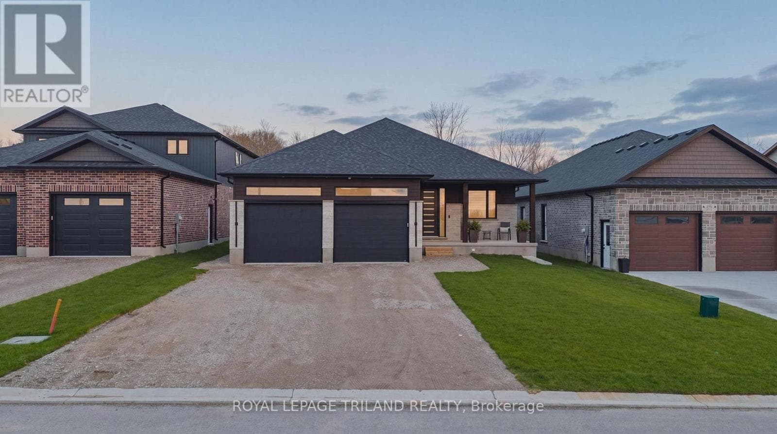 62 AVERY PLACE in