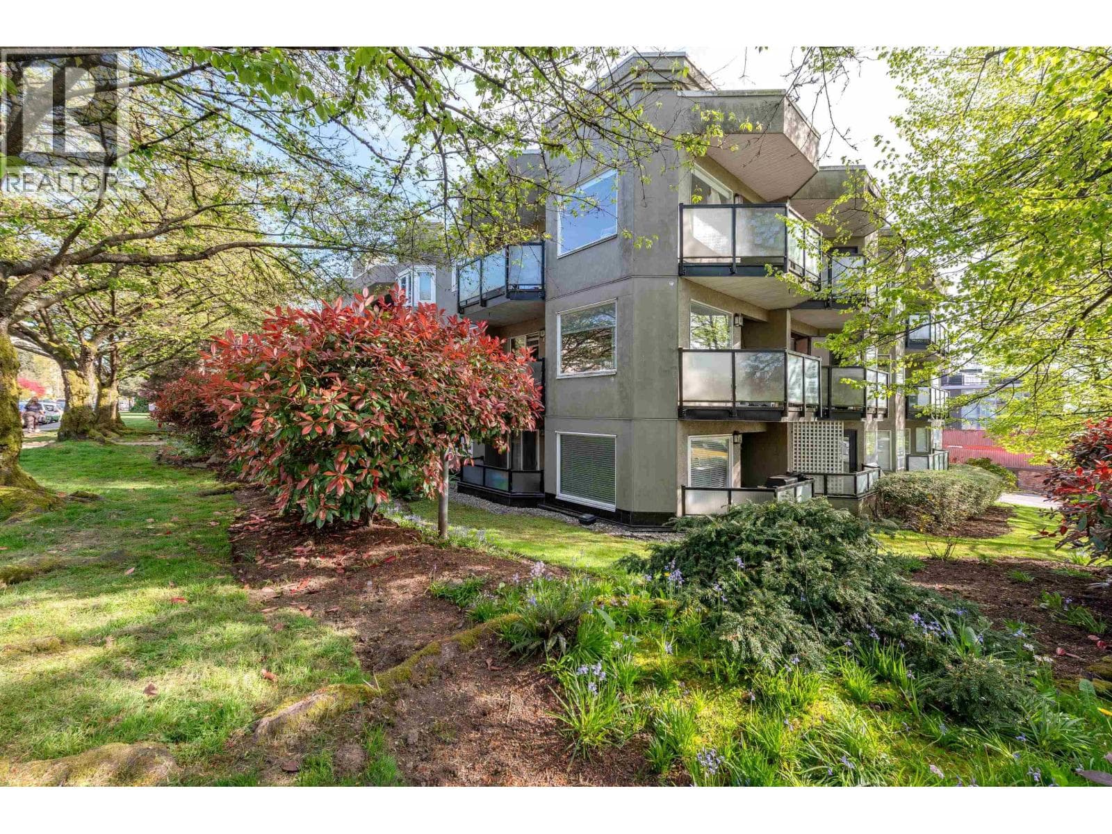 201 175 W 4TH STREET in Lower Lonsdale