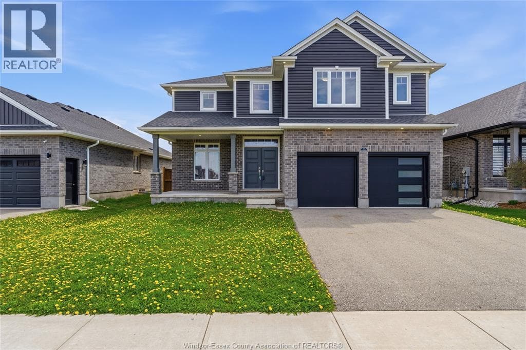 39 MUIRFIELD DRIVE in