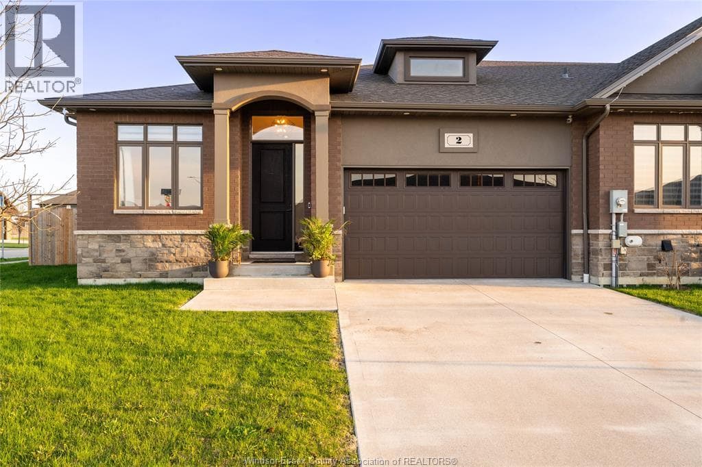 2 SUMMERVILLE AVENUE in