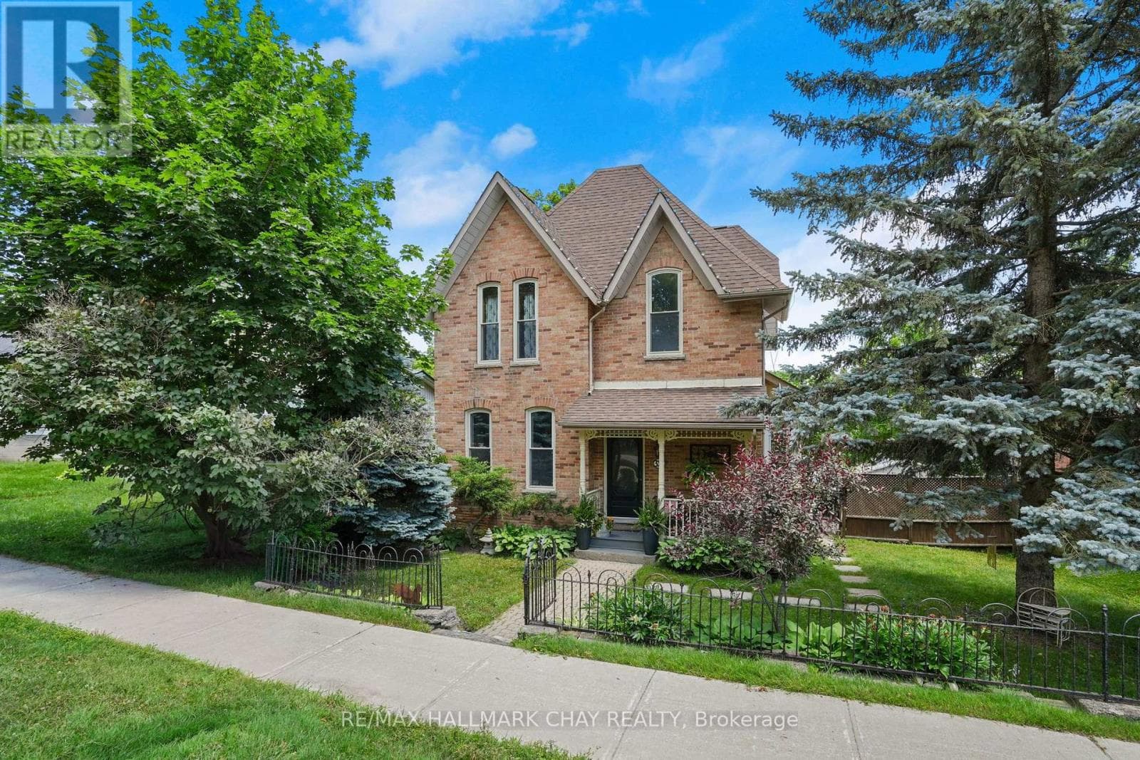 321 OWEN SOUND STREET in