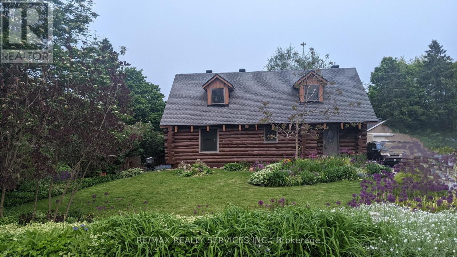 9 ORANGEVILLE STREET in