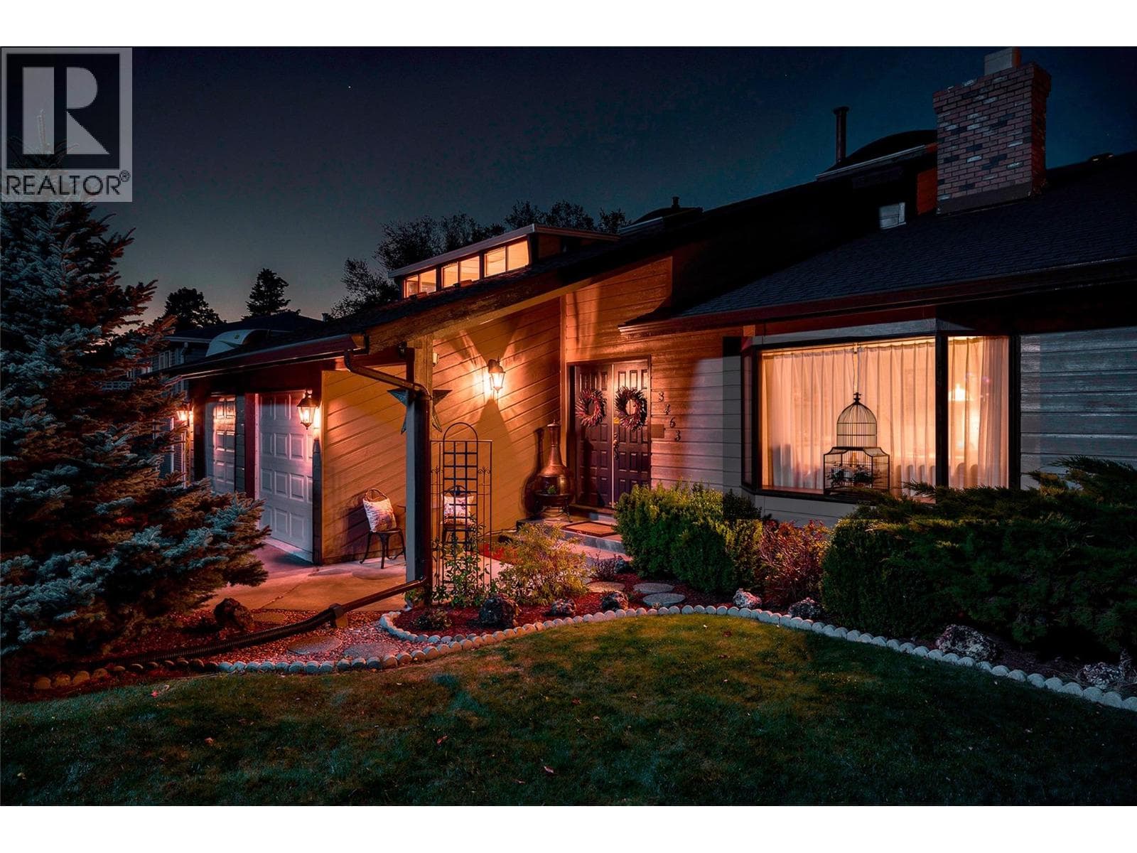 2463 IRVINE AVENUE in