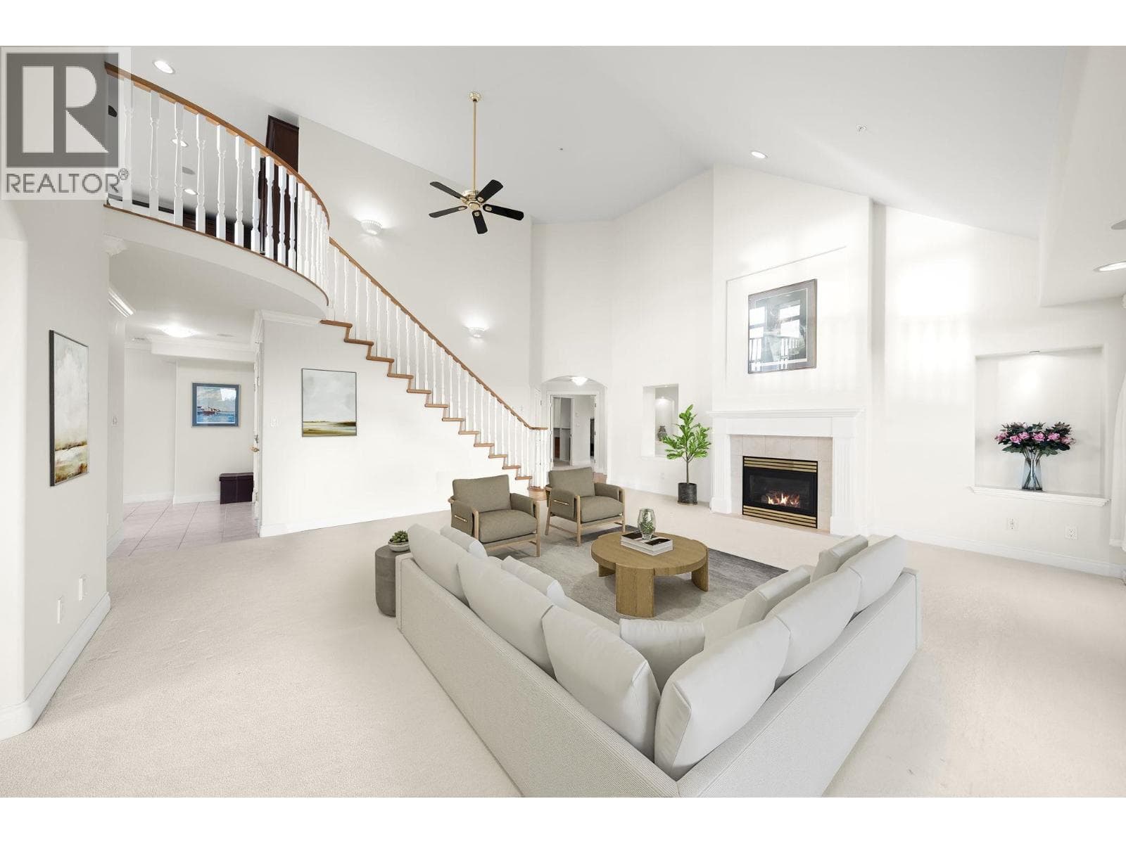 1700 5615 HAMPTON PLACE in
