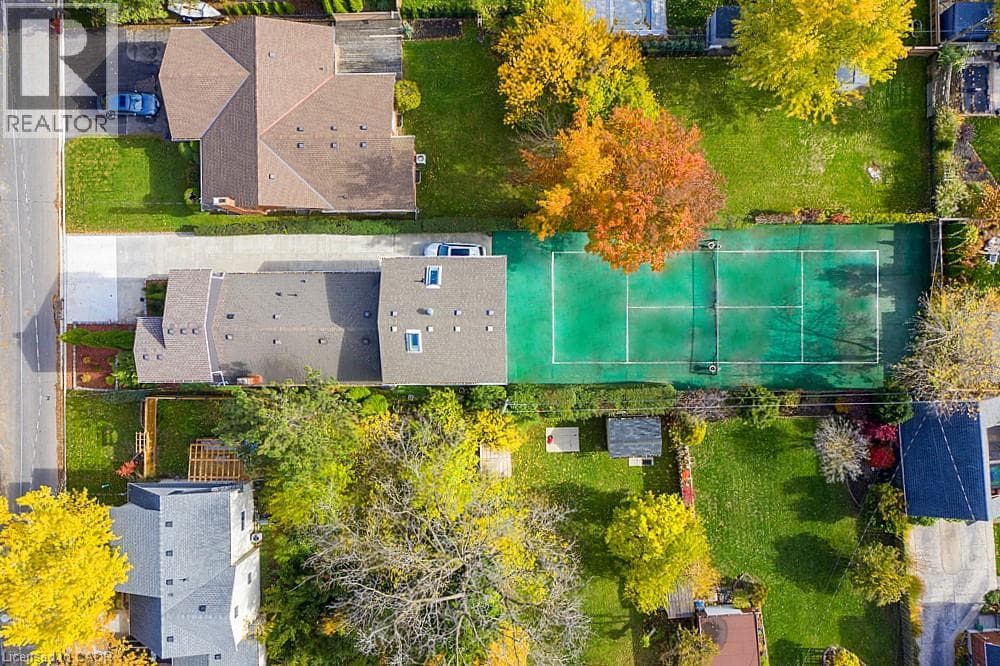 16 FOREST HILL ROAD in