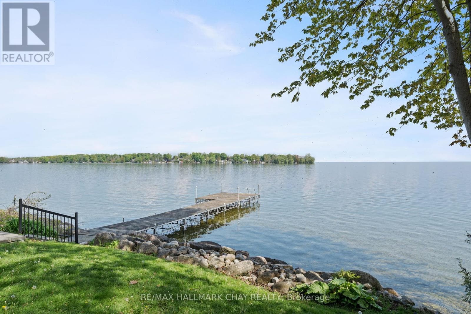 1 OLIVE CRESCENT UNIT 4 in
