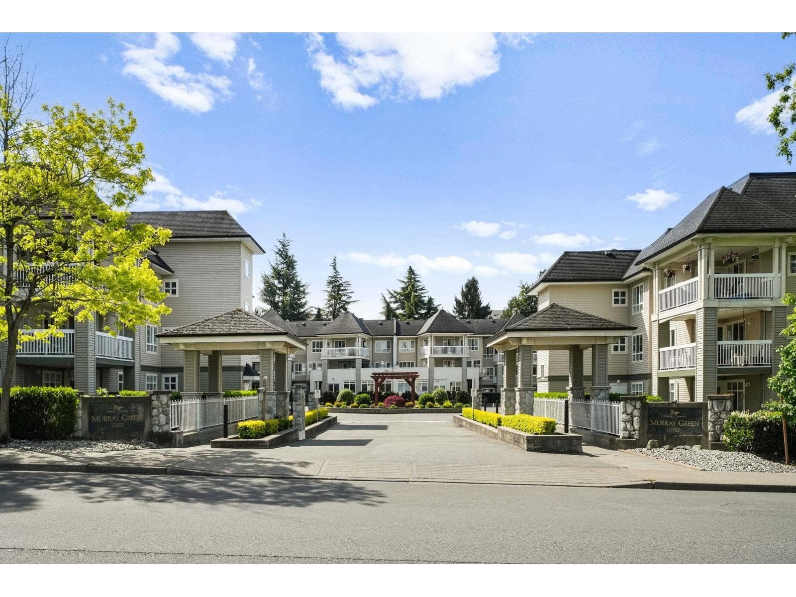 406 22022 49 AVENUE in Murrayville