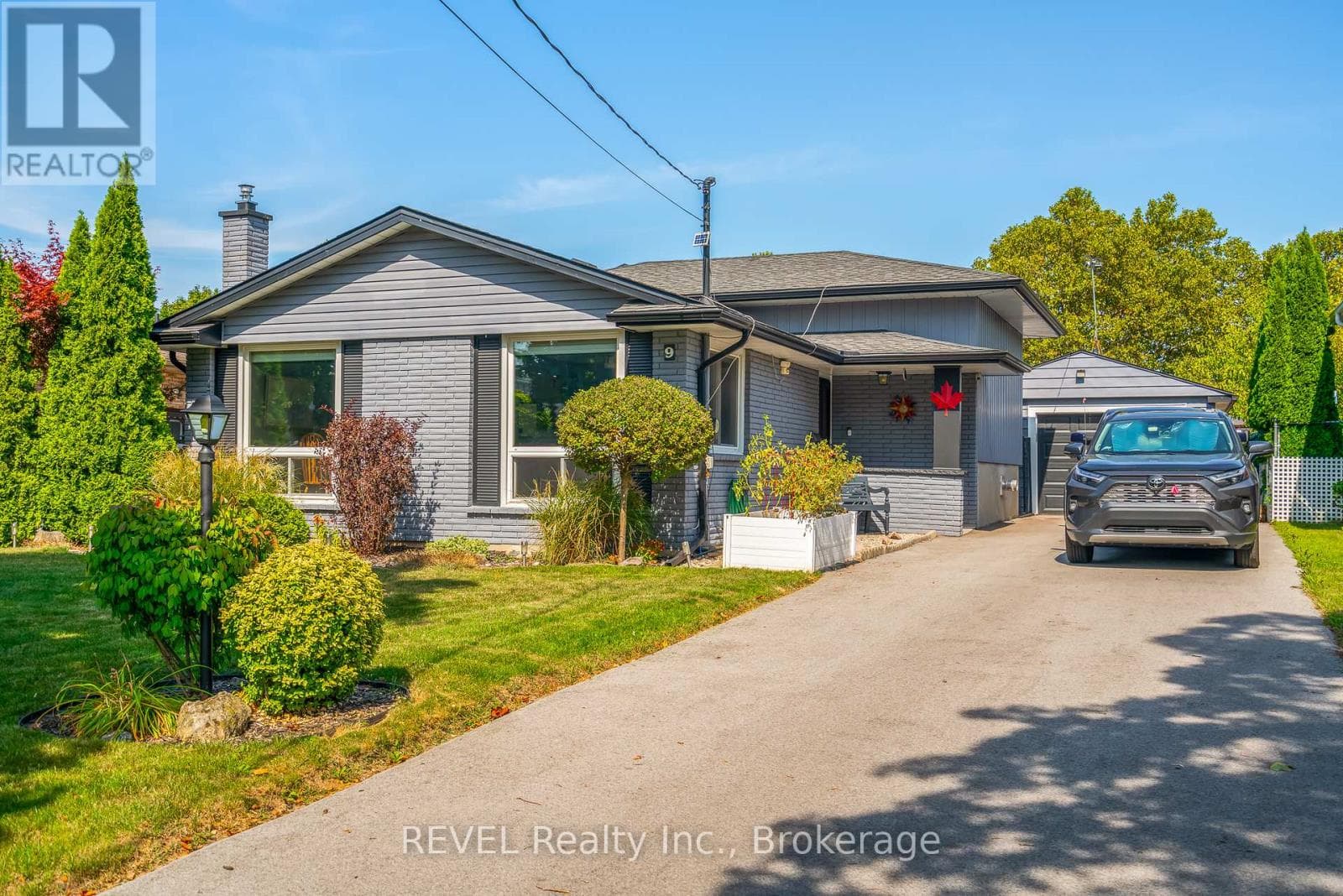 9 FITZROY LANE in