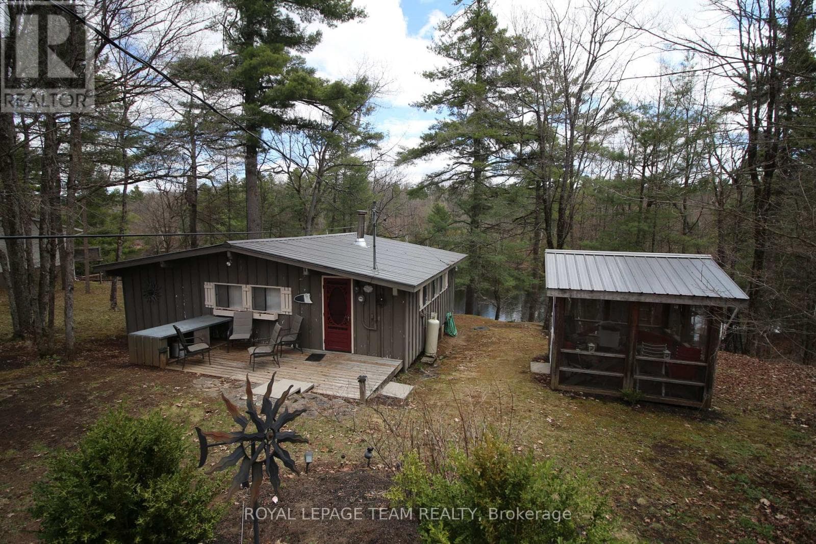 315 SILVERY LANE in