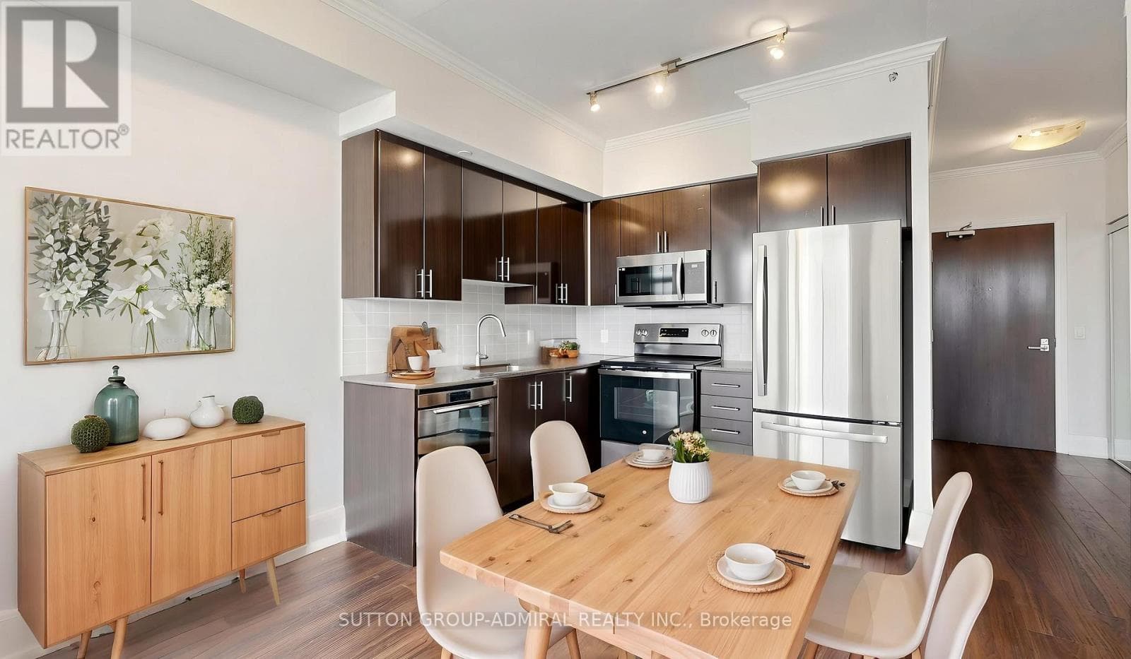 406 - 85 NORTH PARK ROAD in Concord-Vaughan
