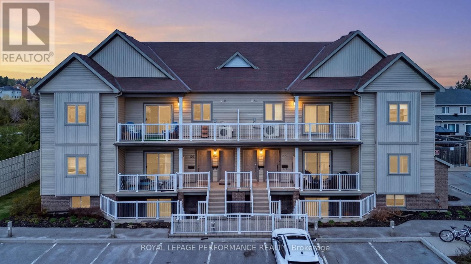 104 STERNES DES PRIVATE in CARDINAL CREEK