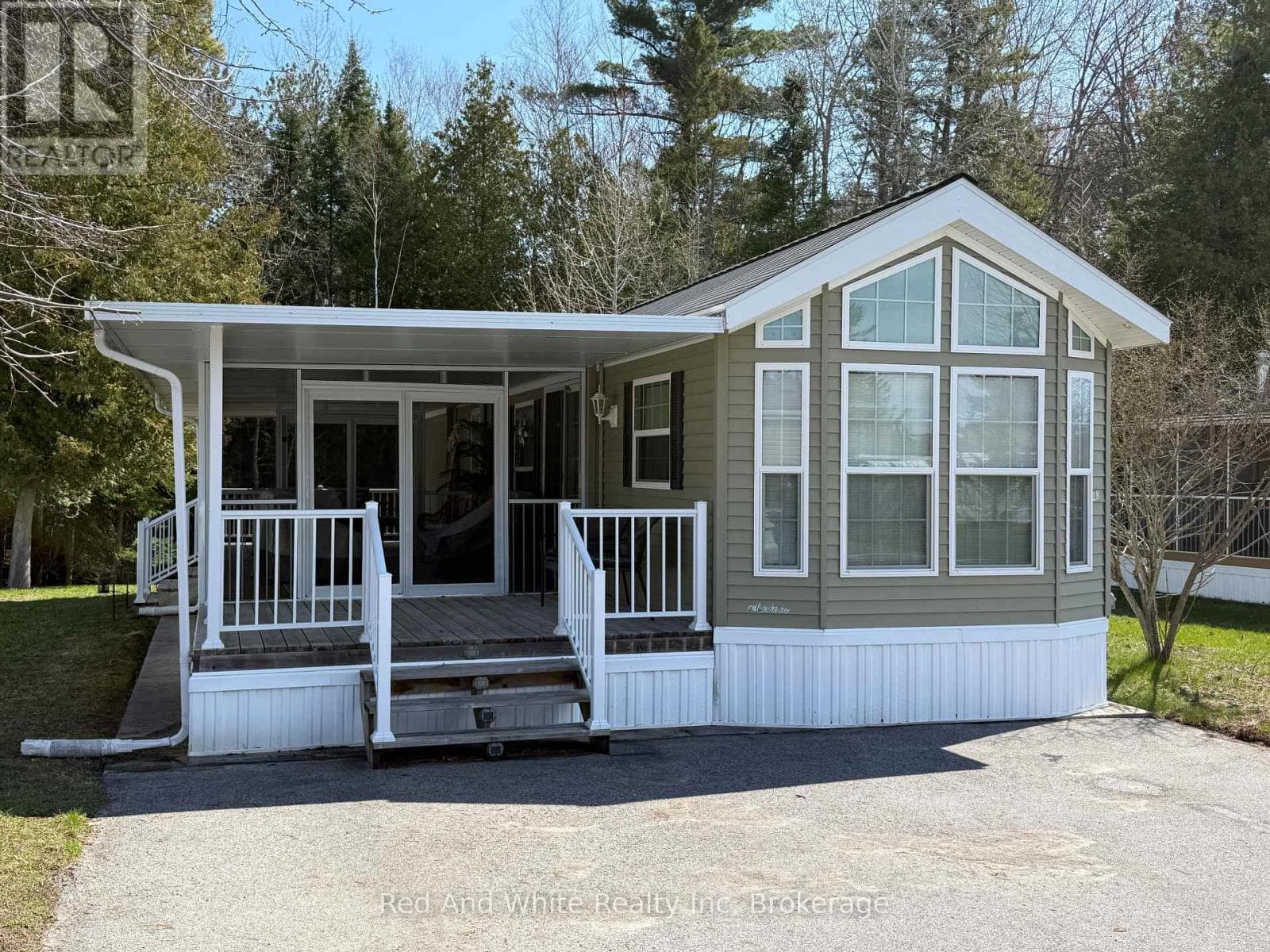 103 MADAWASKA TRAIL in