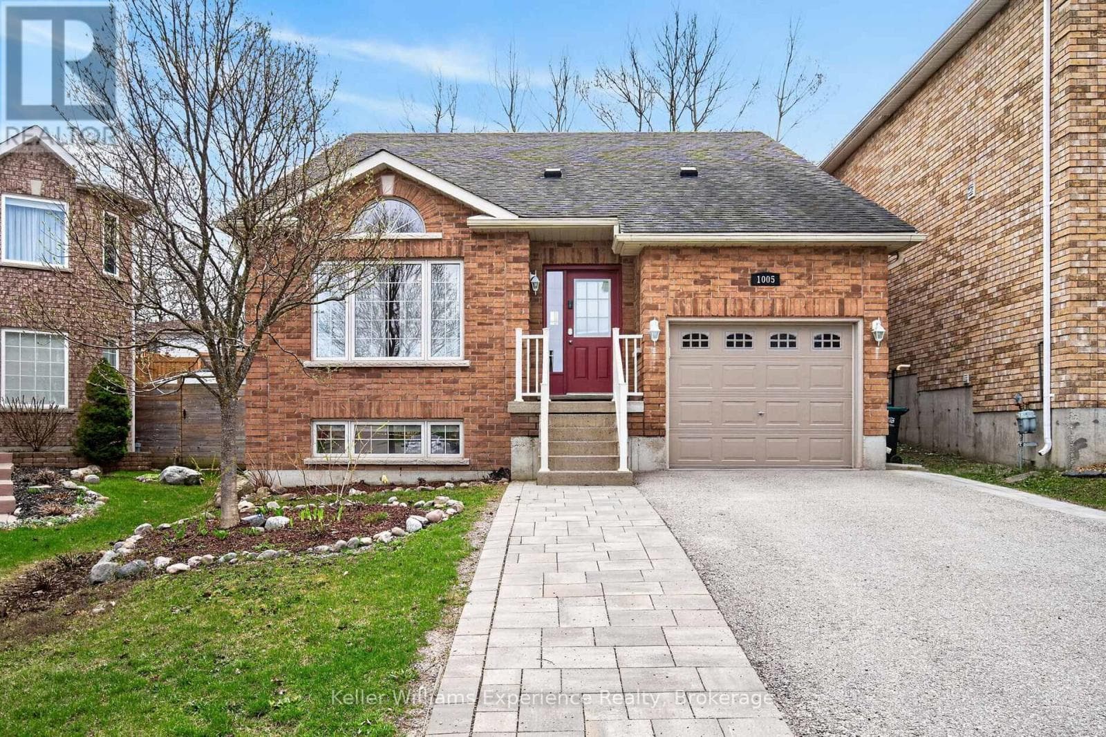 1005 WHITNEY CRESCENT in