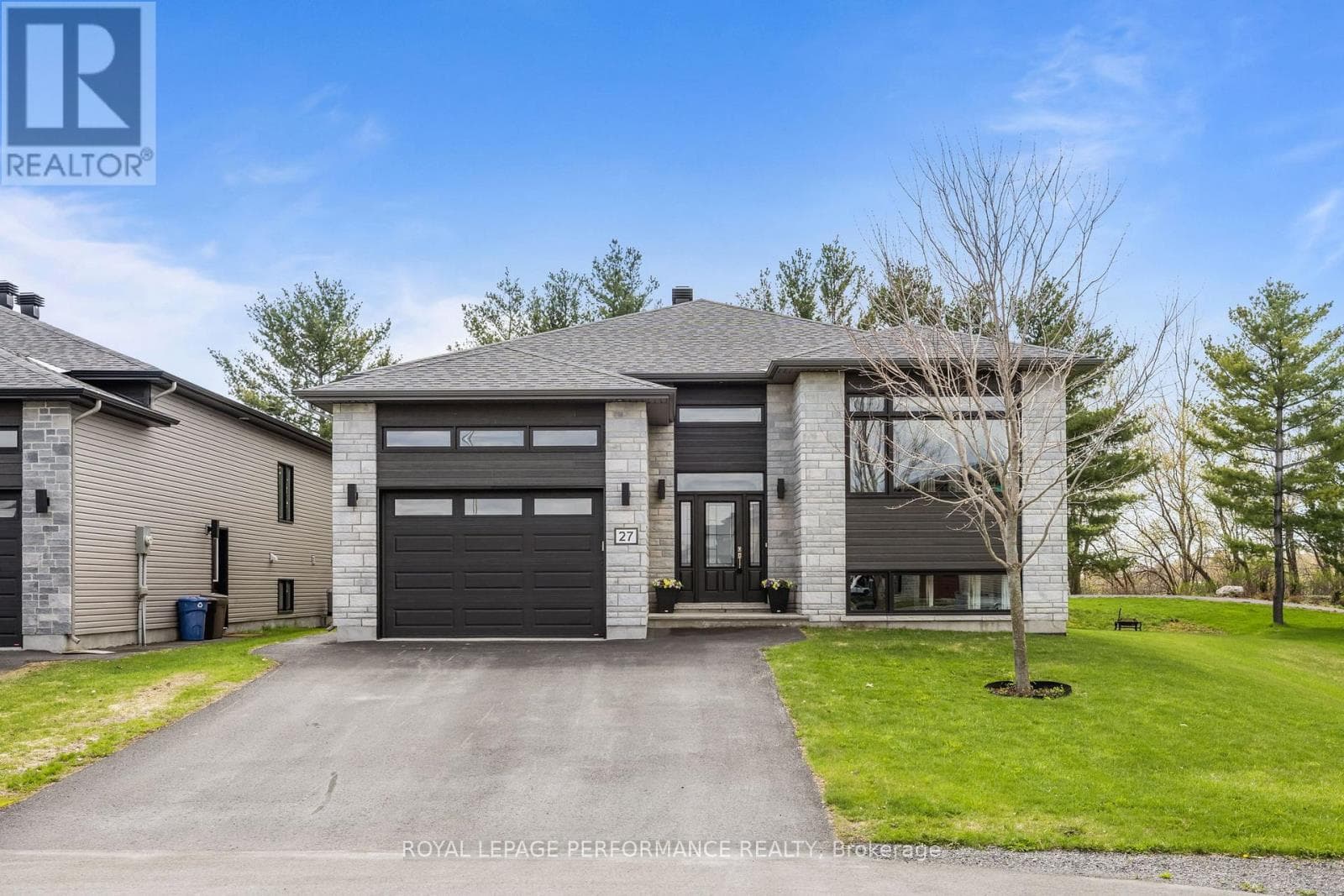 27 RICHER STREET in