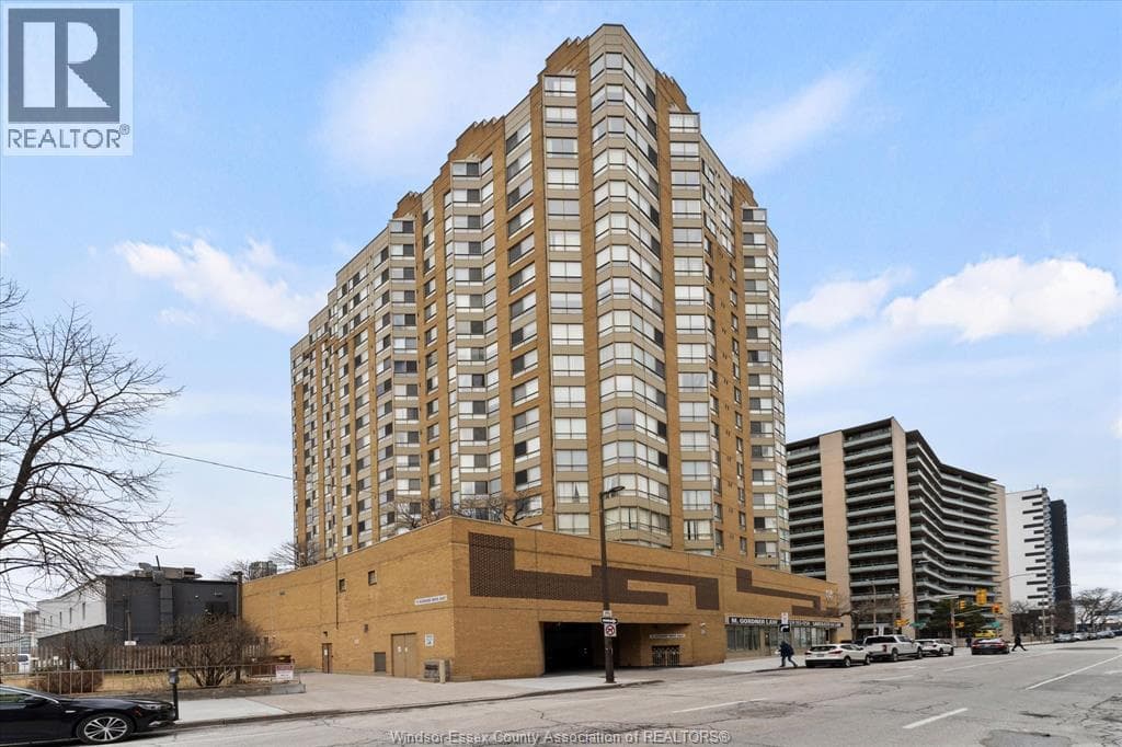 75 RIVERSIDE DRIVE East Unit# 1910 in City Centre
