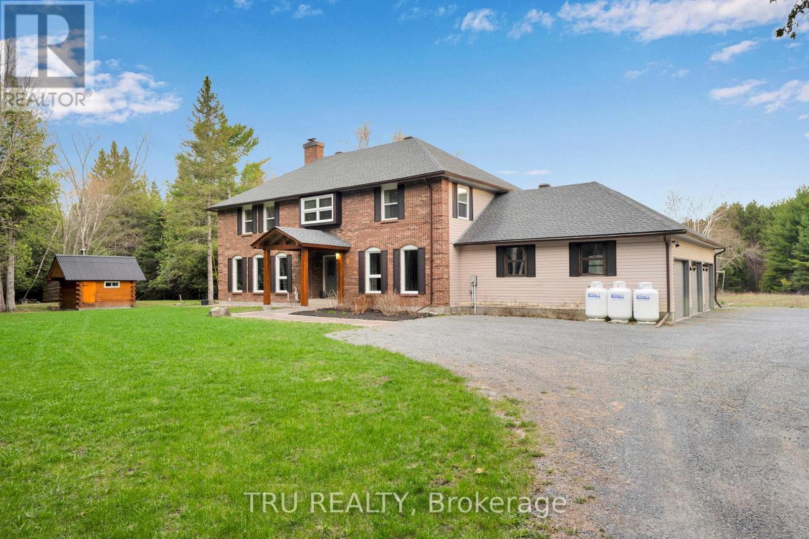 2529 MARSHWOOD ROAD in KINBURN