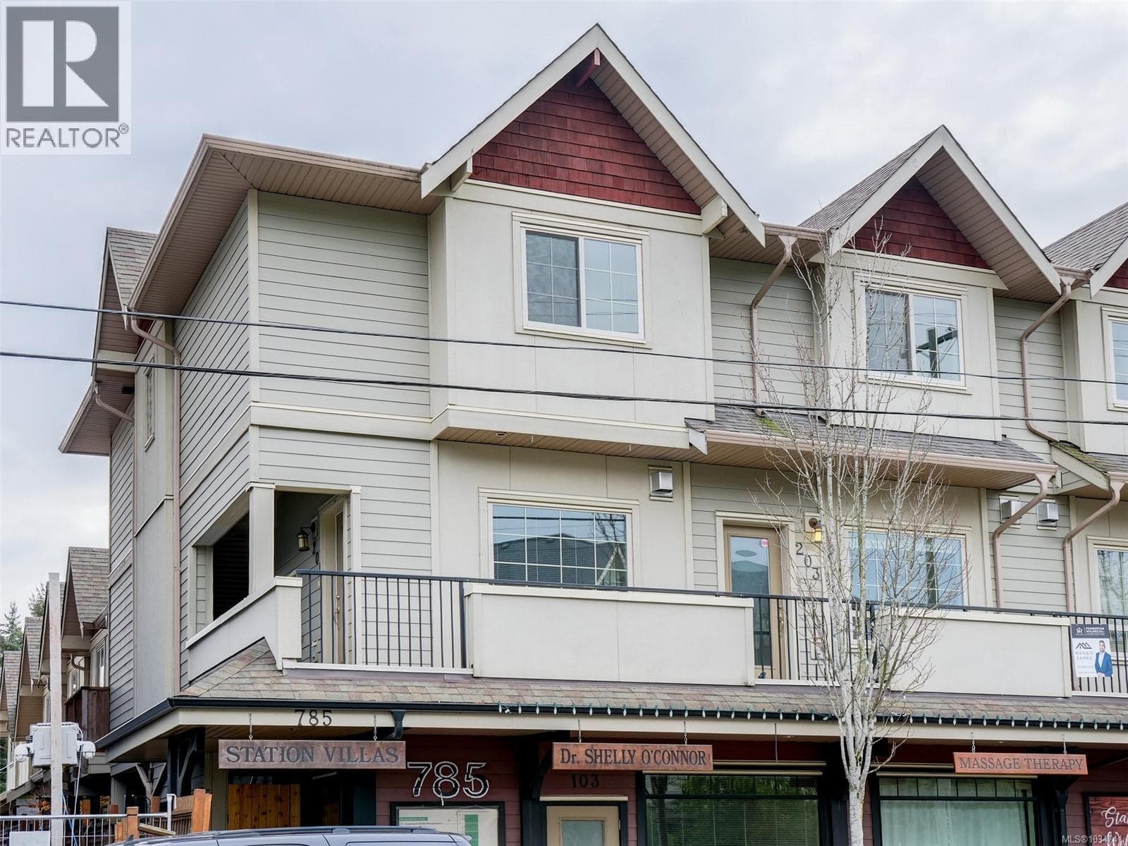 201 785 STATION AVENUE in Glen Lake