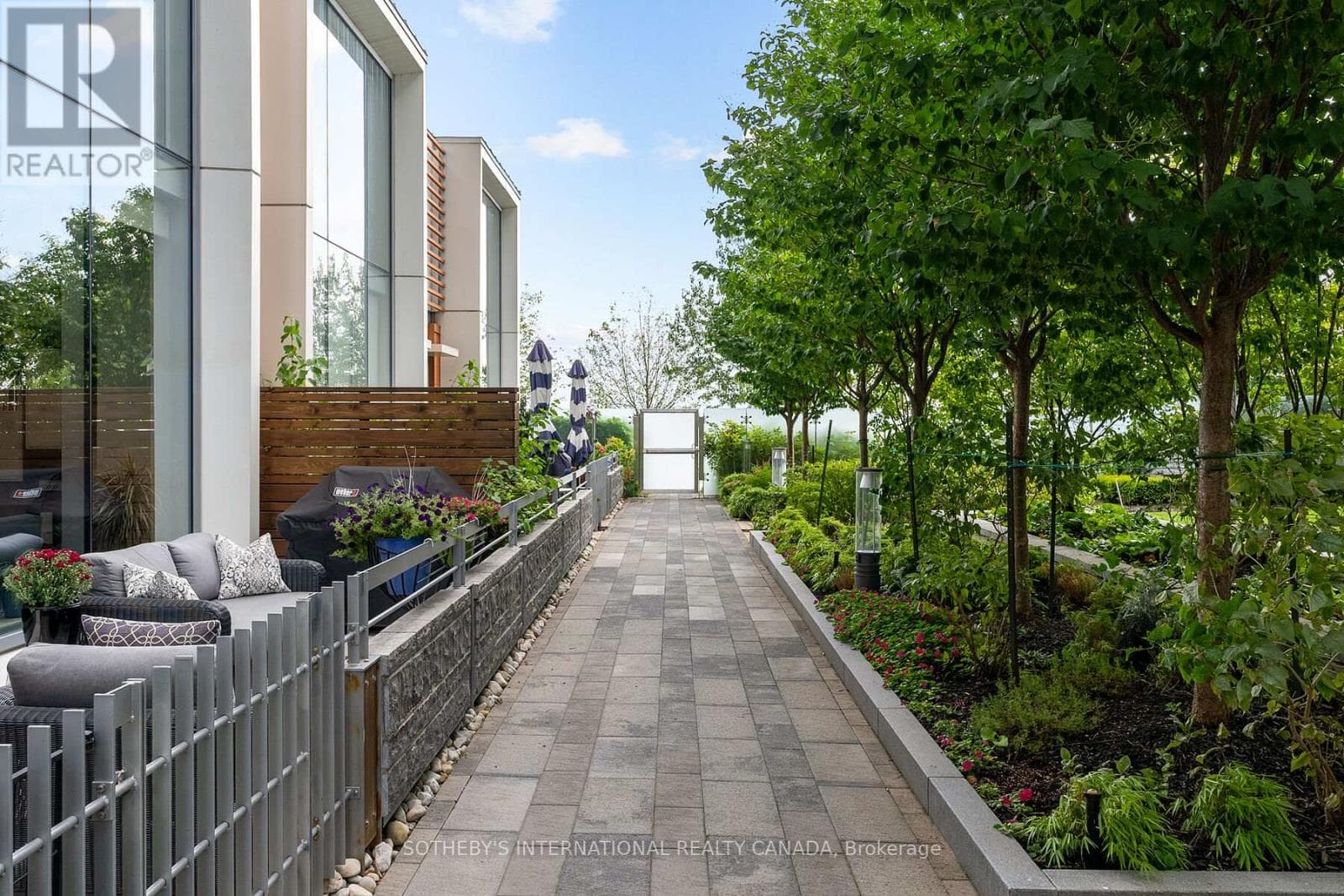 TH 115 - 29 QUEENS QUAY E in St Lawrence-East Bayfront-The Islands