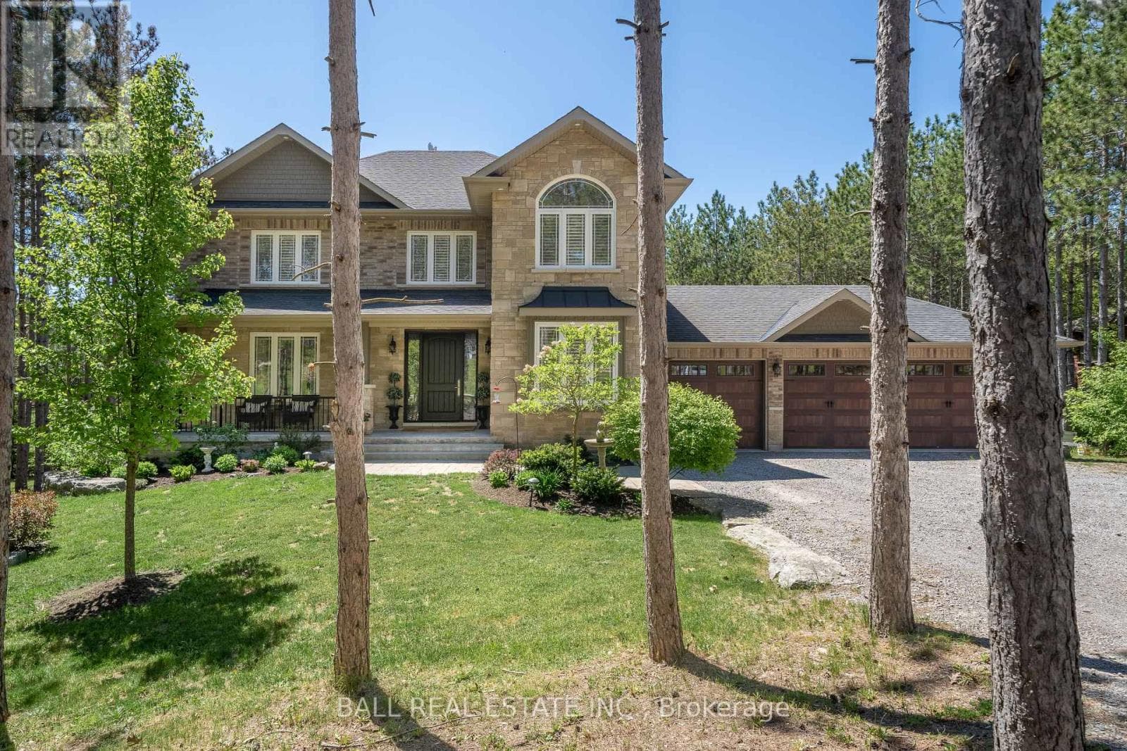 2276 HILLVIEW DRIVE in Manvers