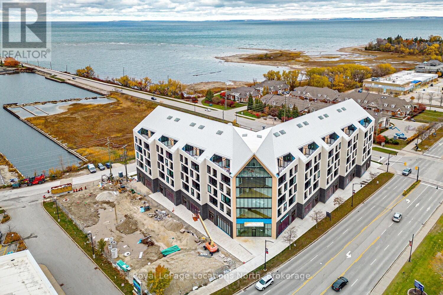 603 - 31 HURON STREET in