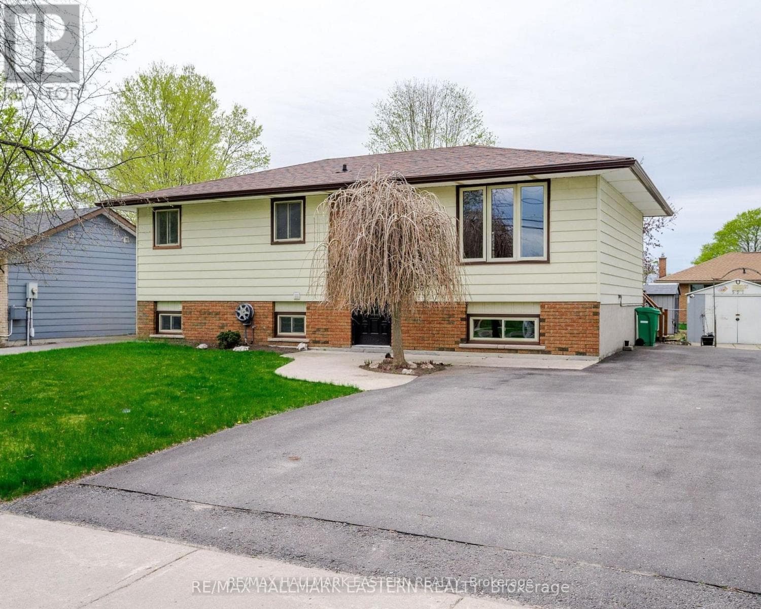 591 OTONABEE DRIVE in South East