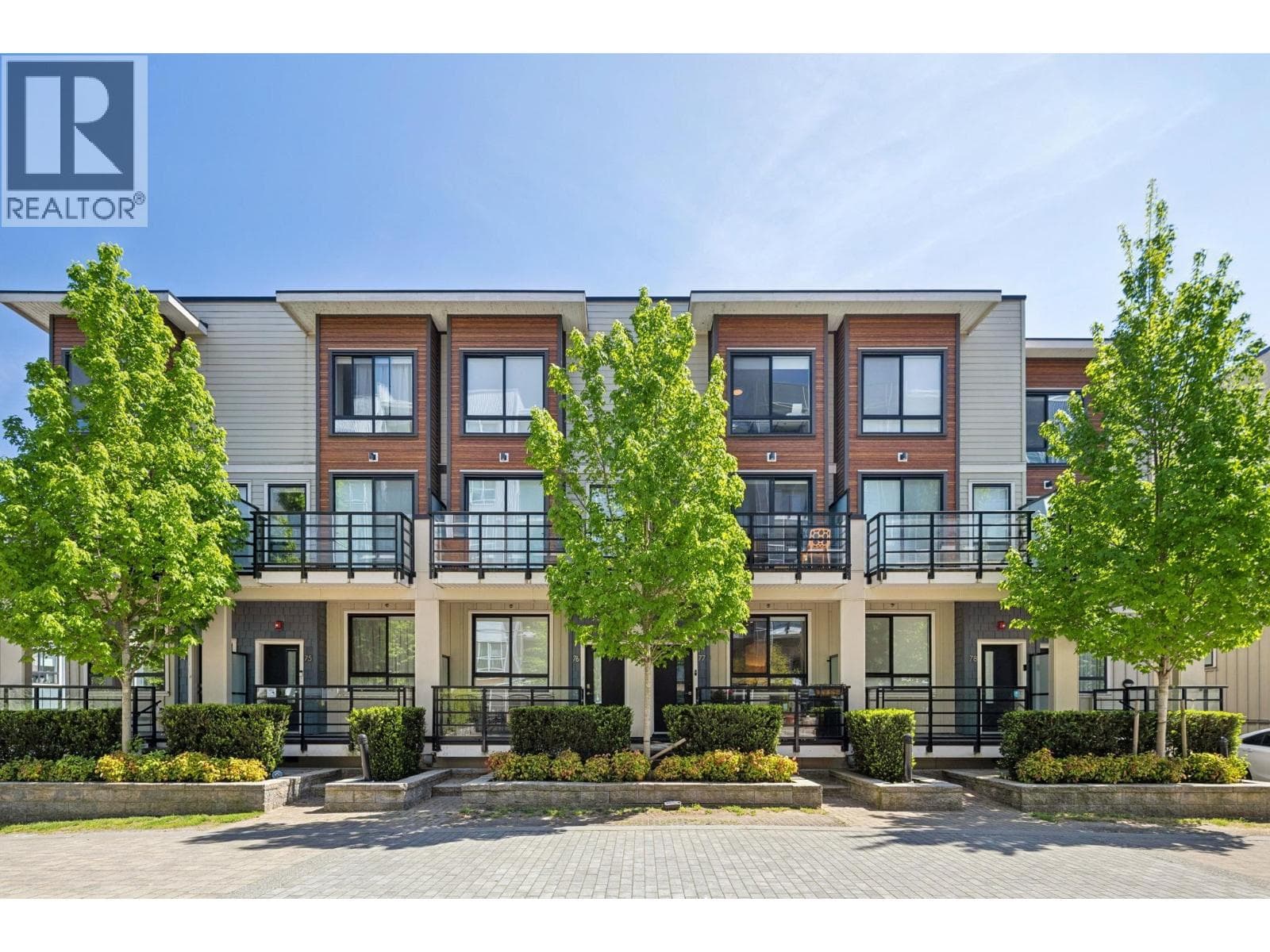 77 10199 RIVER DRIVE in Bridgeport