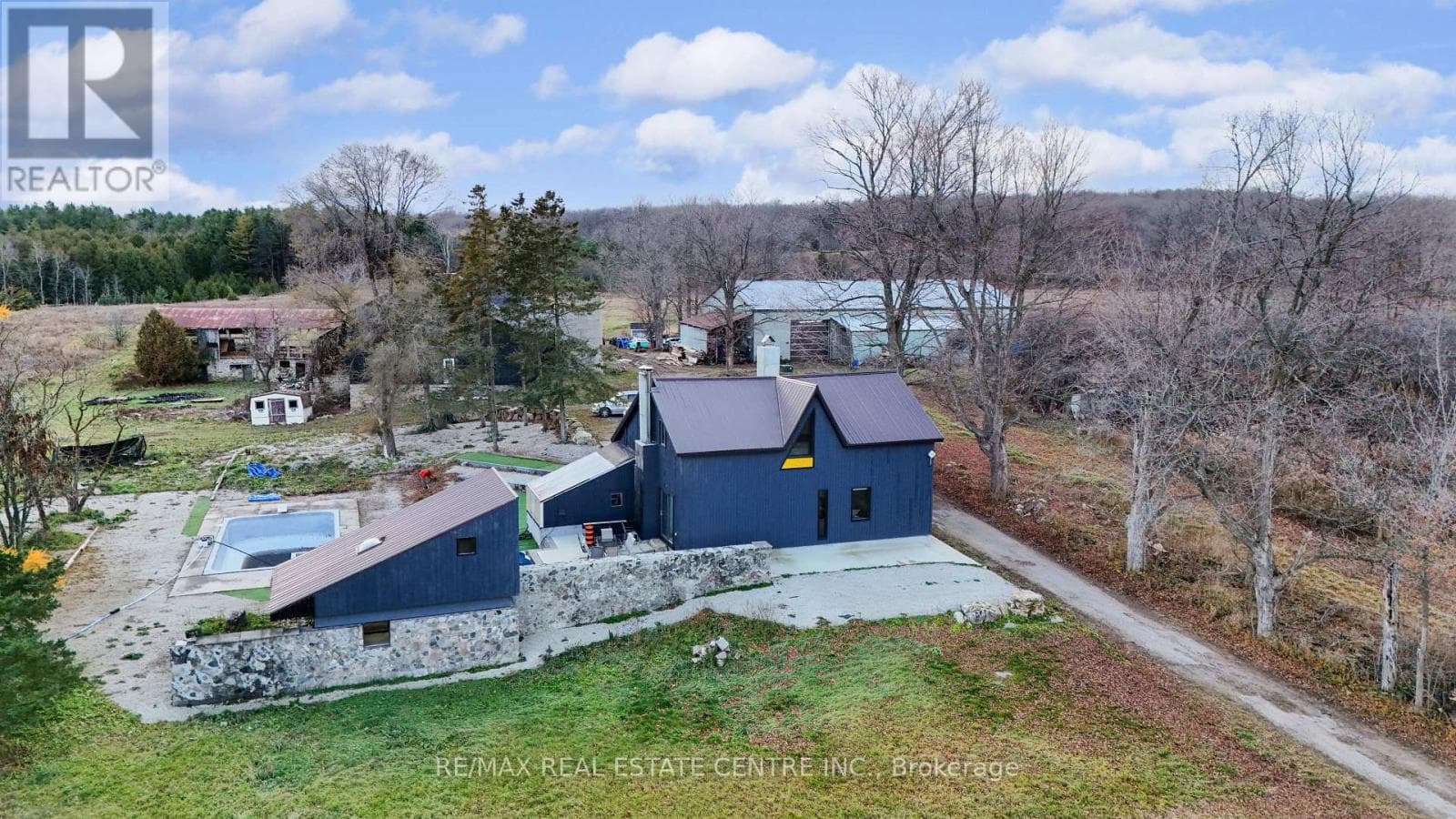 4314 CONCESSION 11 ROAD in