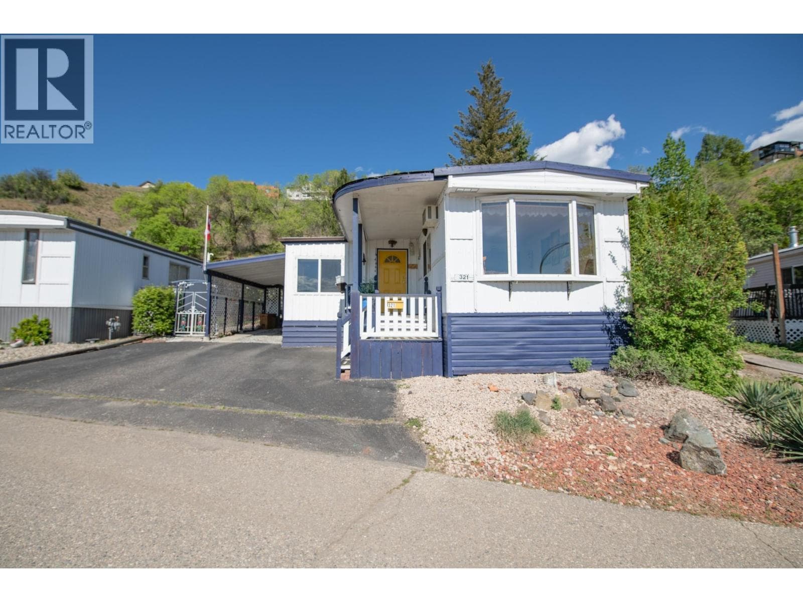 15401 Kalamalka Road Unit# 321 in