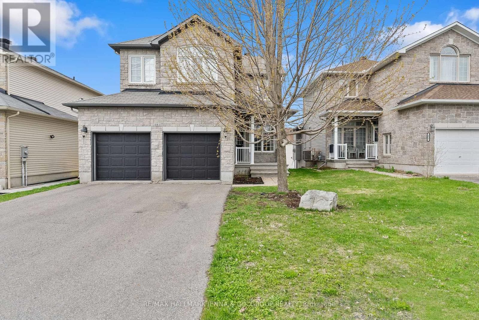 281 TOPAZE CRESCENT in