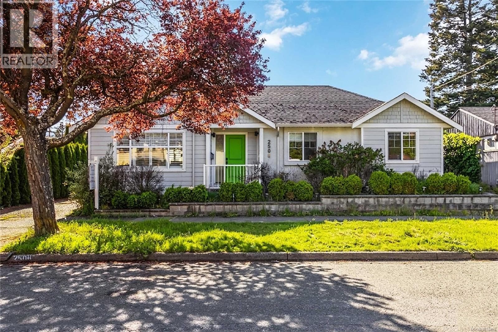 2508 SHAKESPEARE STREET in Fernwood