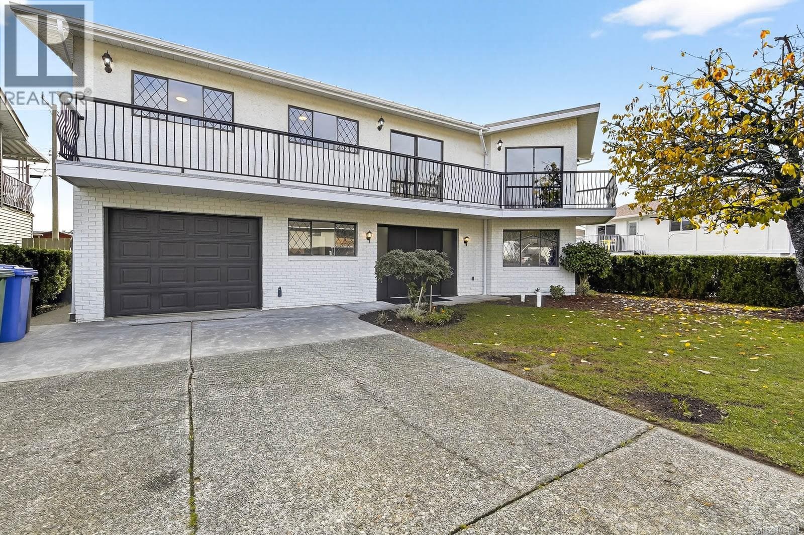 3782 GRIEVE ROAD in