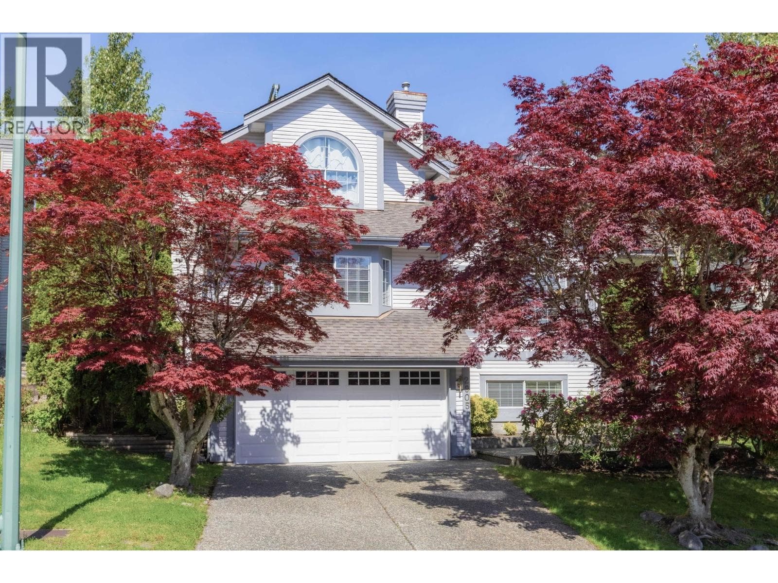 2905 CLIFFROSE CRESCENT in