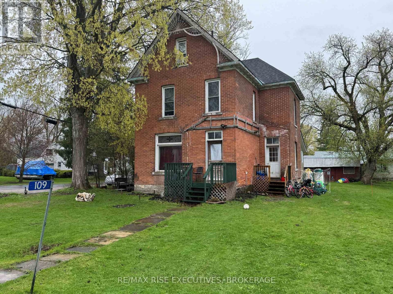 109 ADELAIDE STREET in