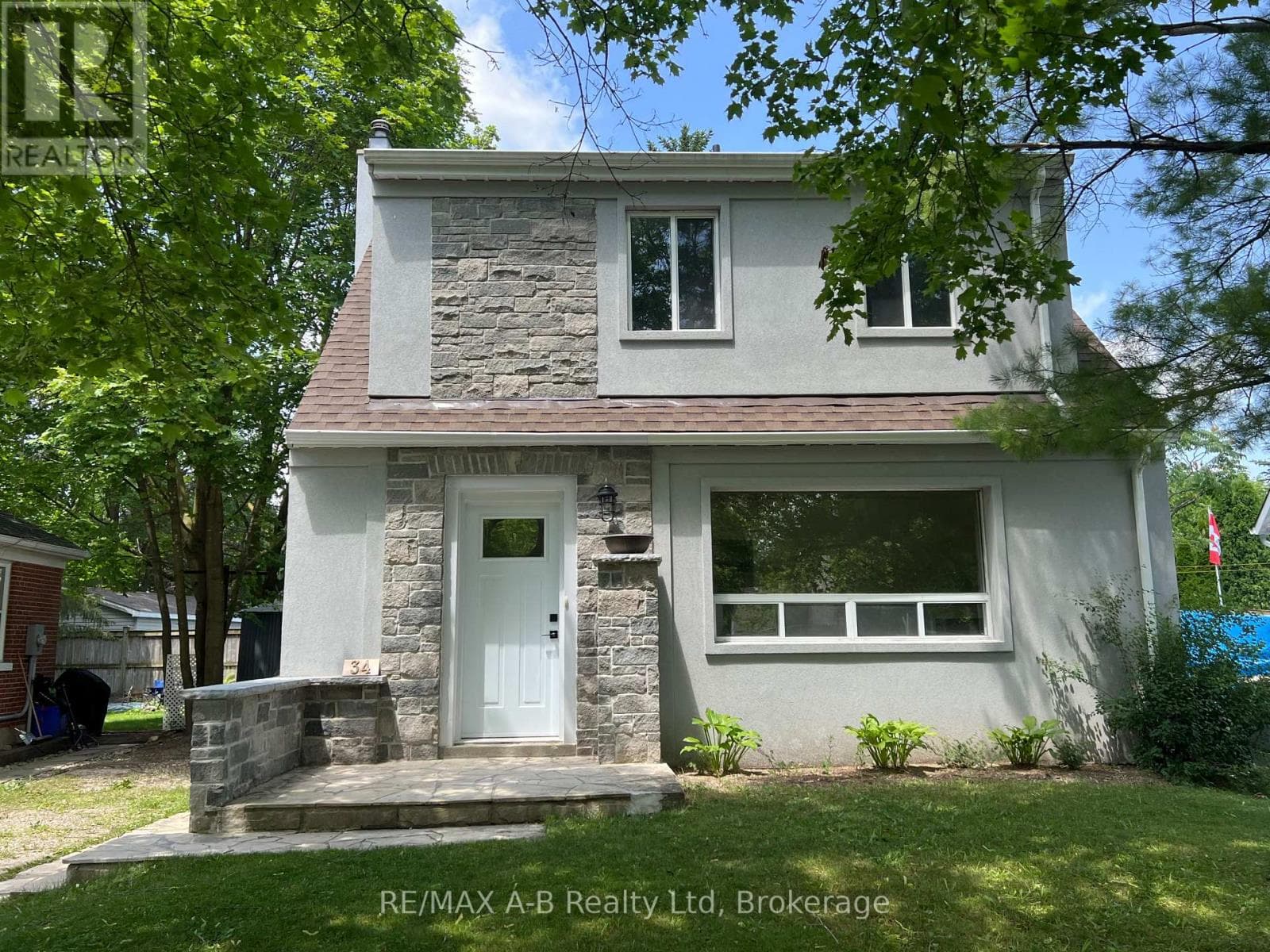 34 SOMERSET STREET in