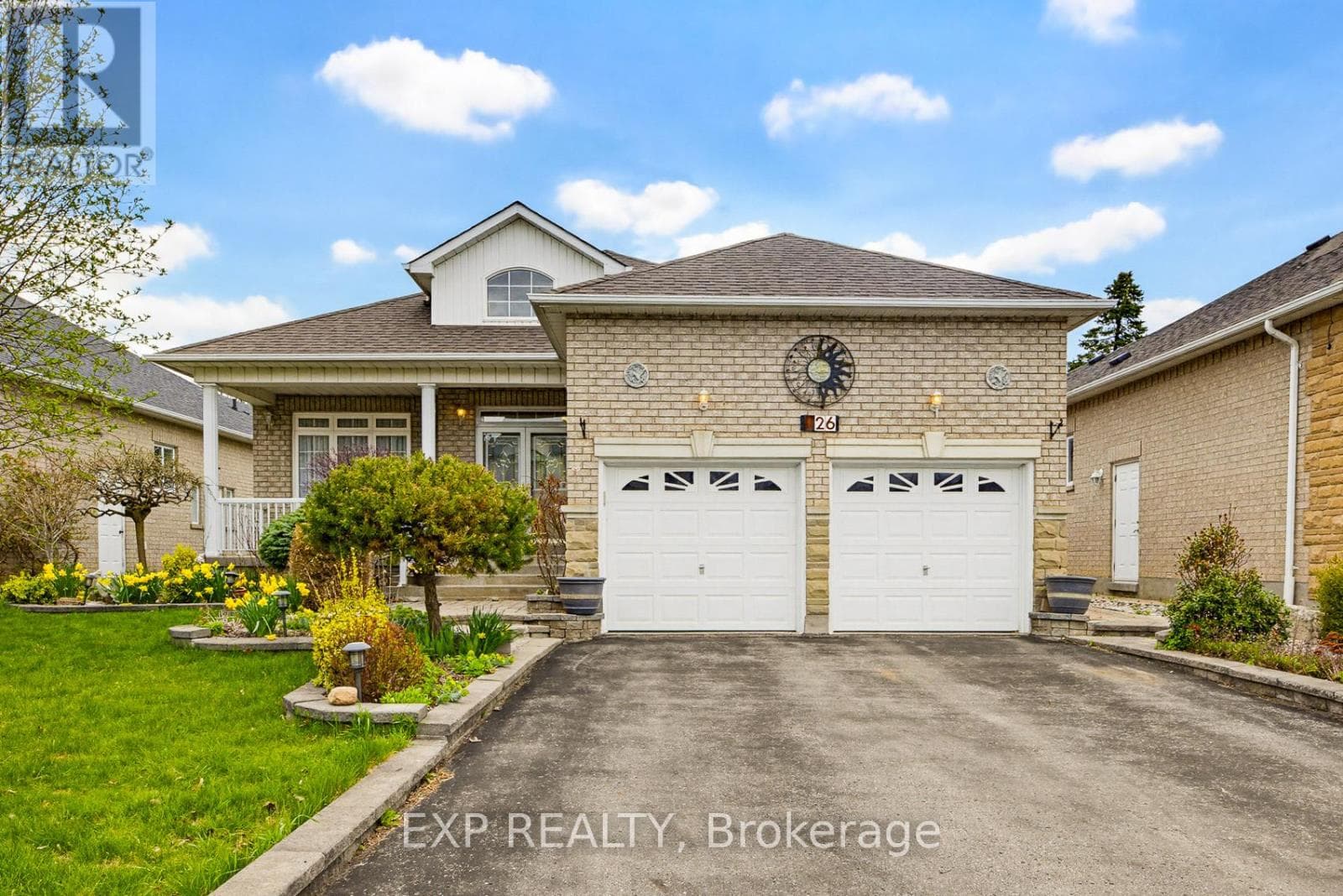 126 CARMELA AVENUE in Richmond Hill Bathurst