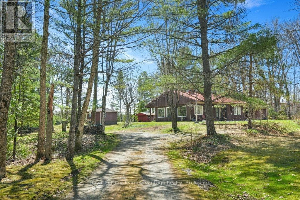 11 BIRCH LANE in