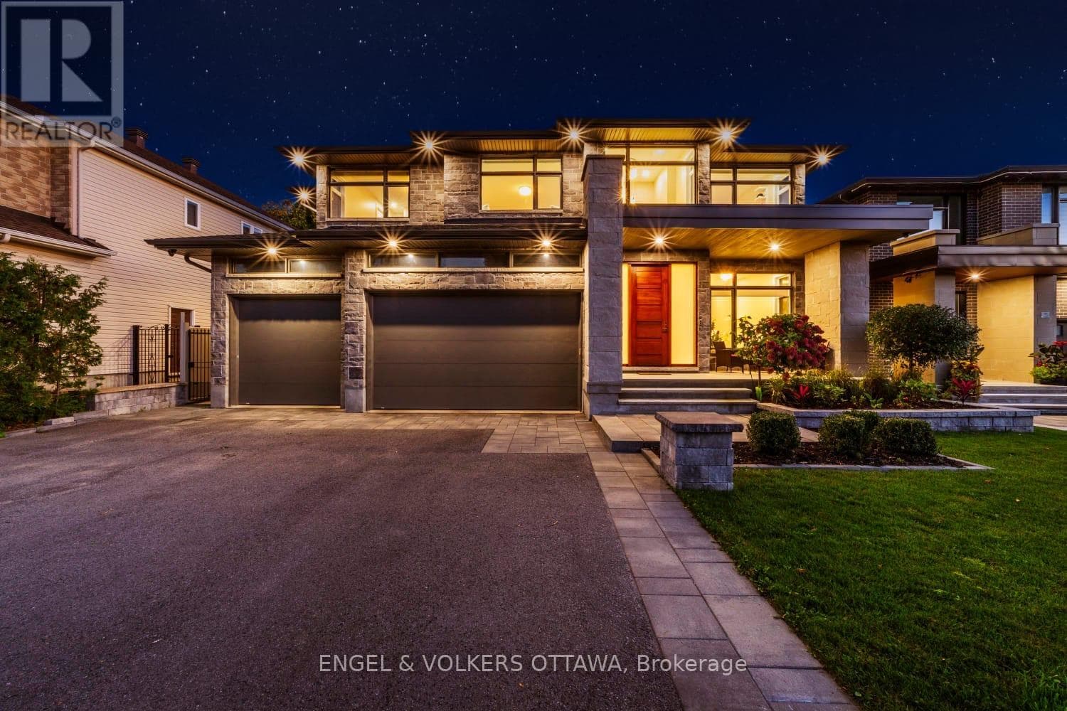 15 TIERNEY DRIVE in OLD BARRHAVEN EAST