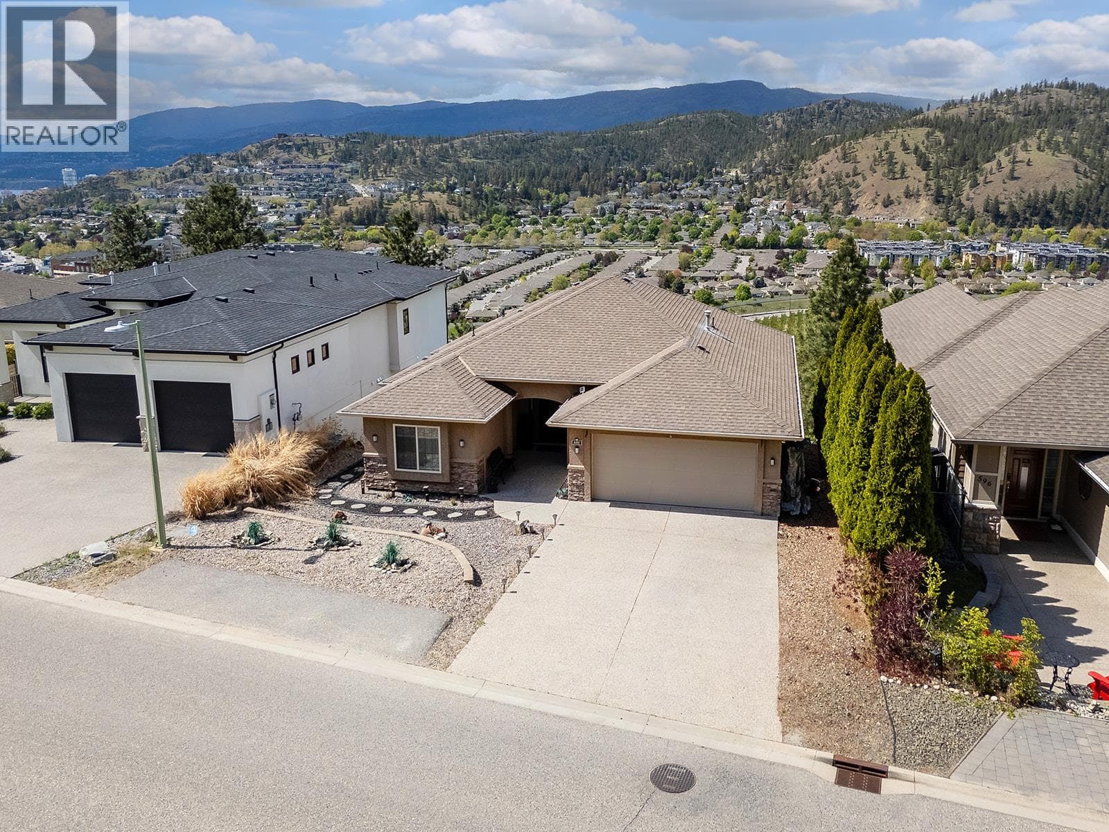 600 DENALI DRIVE in Glenmore - Clifton - Dilworth