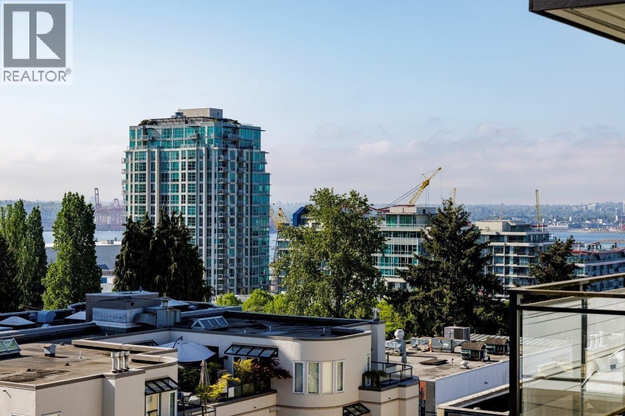 514 111 E 3RD STREET in Lower Lonsdale