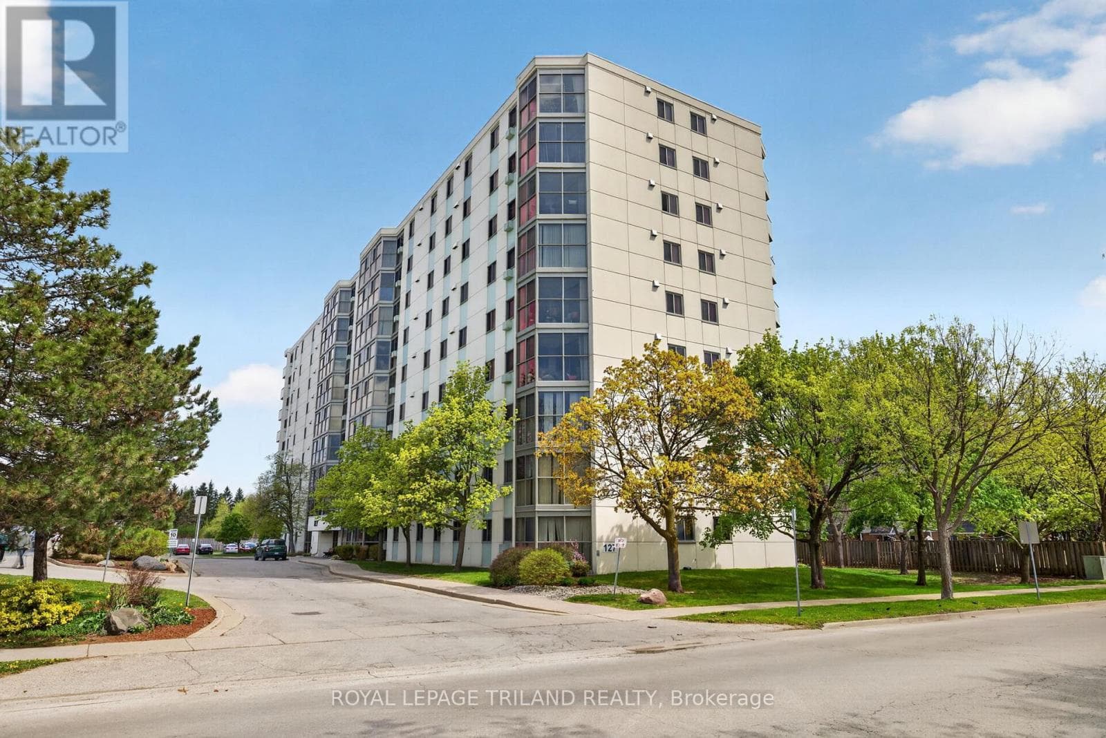 810 - 127 BELMONT DRIVE in Highland