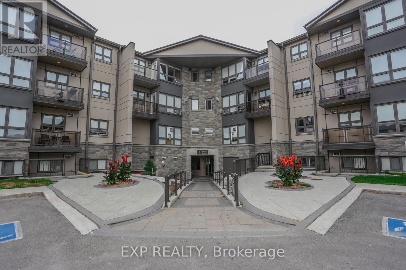 108 - 1 JACKSWAY CRESCENT in Masonville