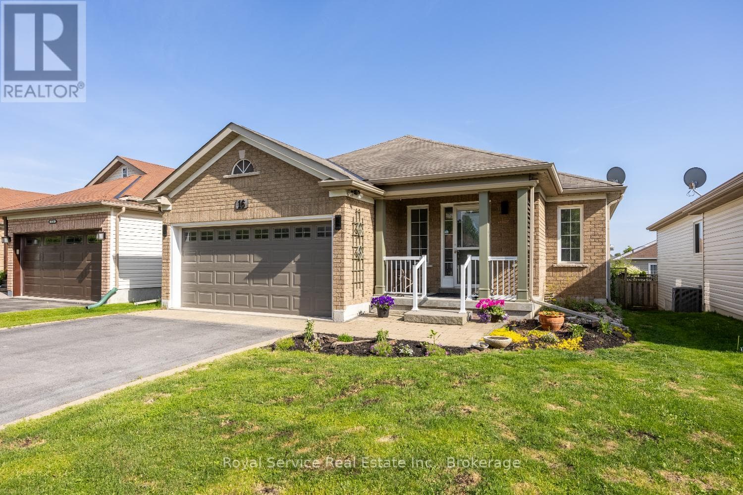 16 SNELL COURT in