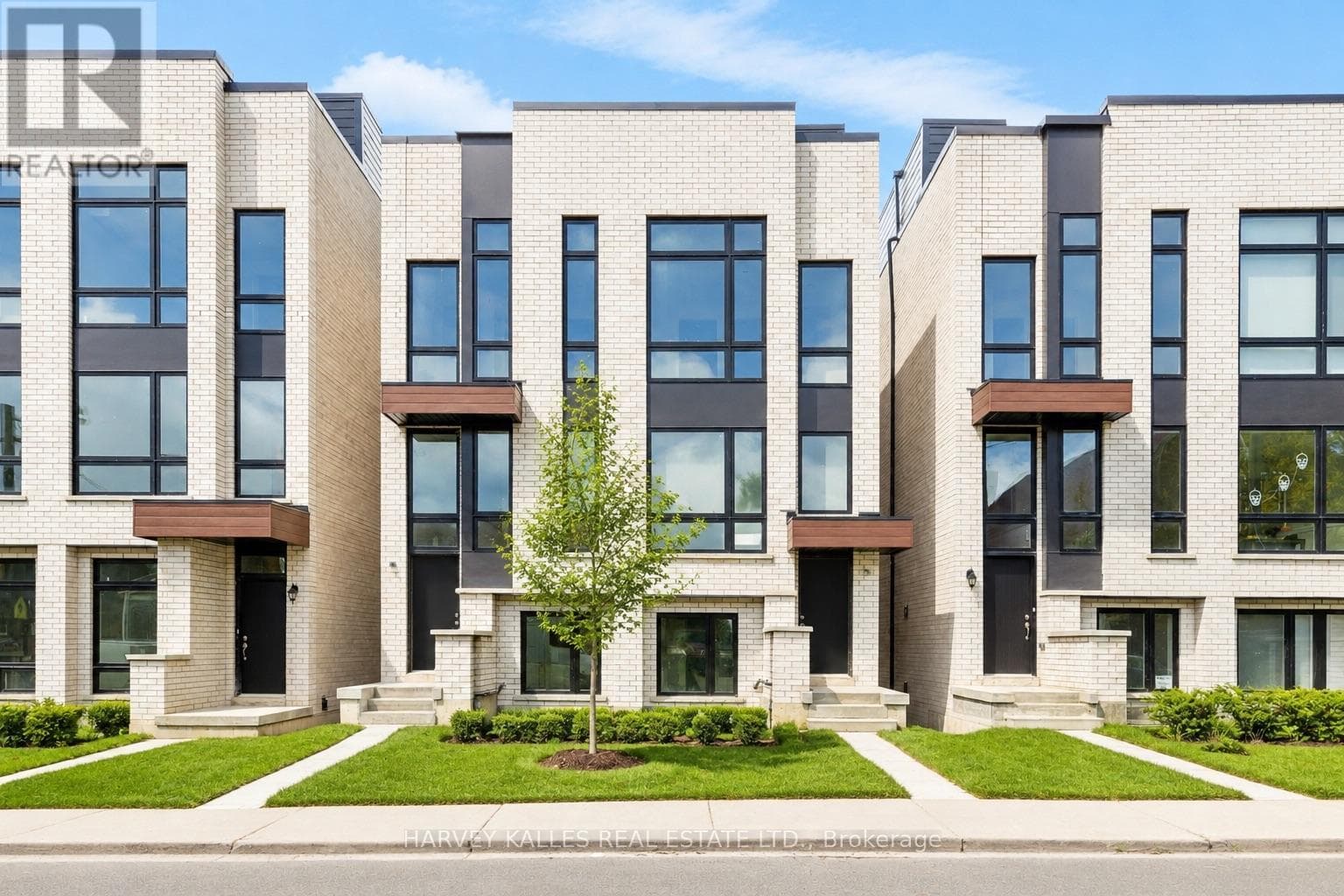 3 INNES AVENUE in Corso Italia-Davenport